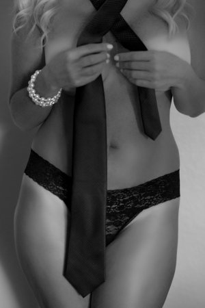 Norhan tantra massage in Mineral Wells